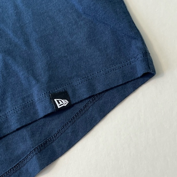 New Era Cleveland Guardian Blue Dye V-Neck T-Shirt MLB Women's Sz Small NWT - Picture 6 of 8